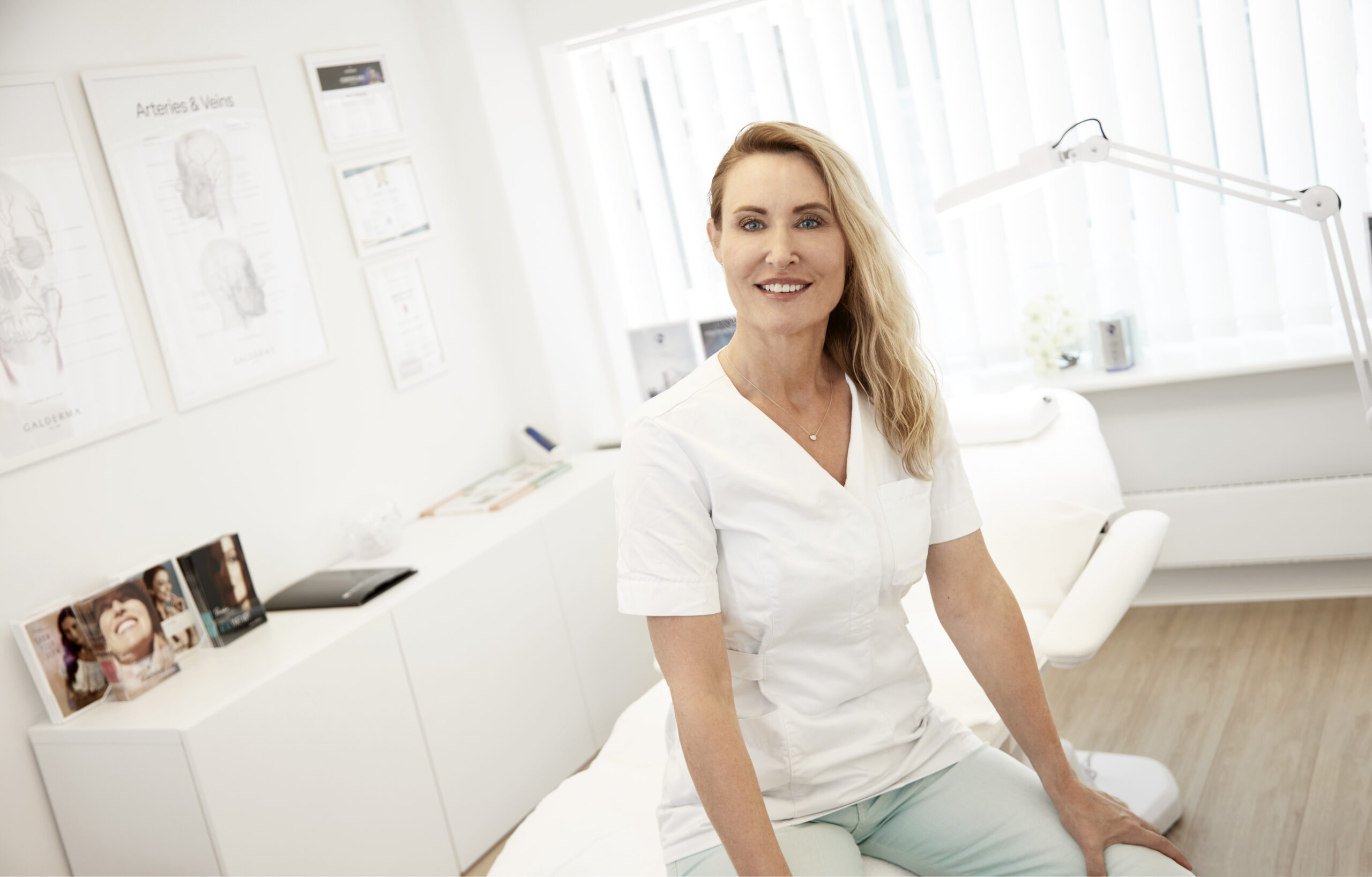 Mikrosklerosering / fjernelse af karsprængninger på ben